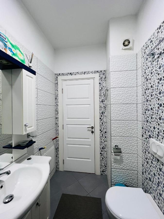 Lake Escape - Home 2 Tiranë Ngoại thất bức ảnh