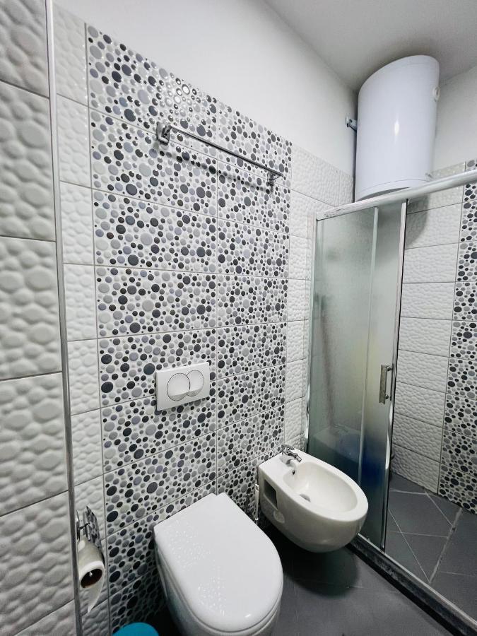Lake Escape - Home 2 Tiranë Ngoại thất bức ảnh