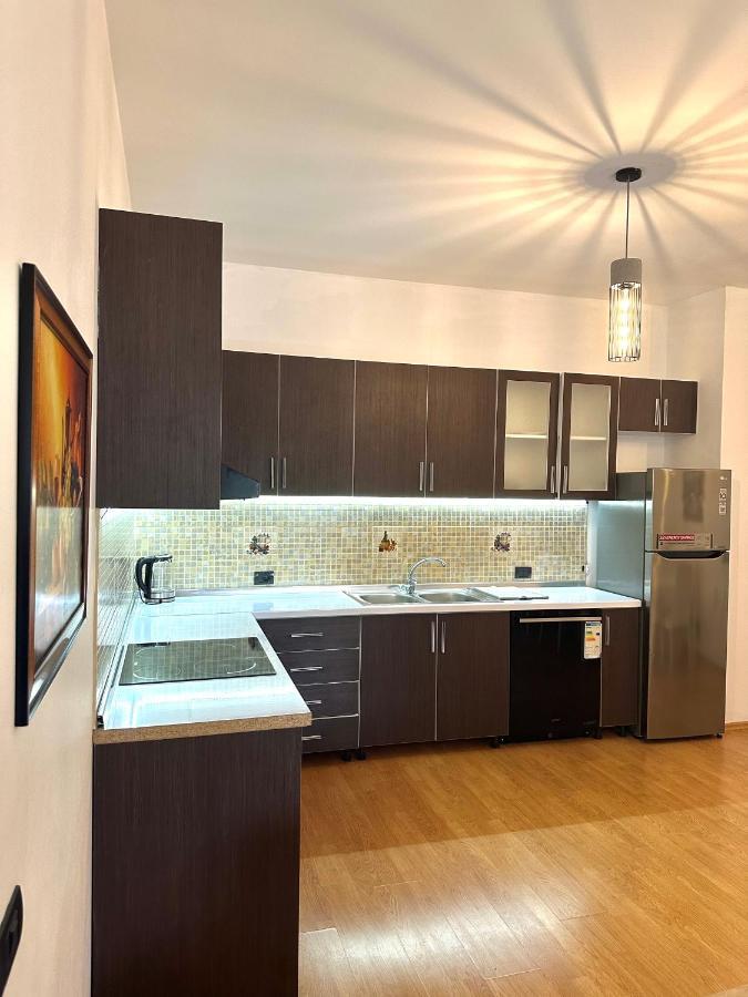 Lake Escape - Home 2 Tiranë Ngoại thất bức ảnh