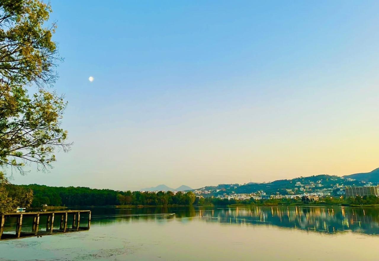 Lake Escape - Home 2 Tiranë Ngoại thất bức ảnh