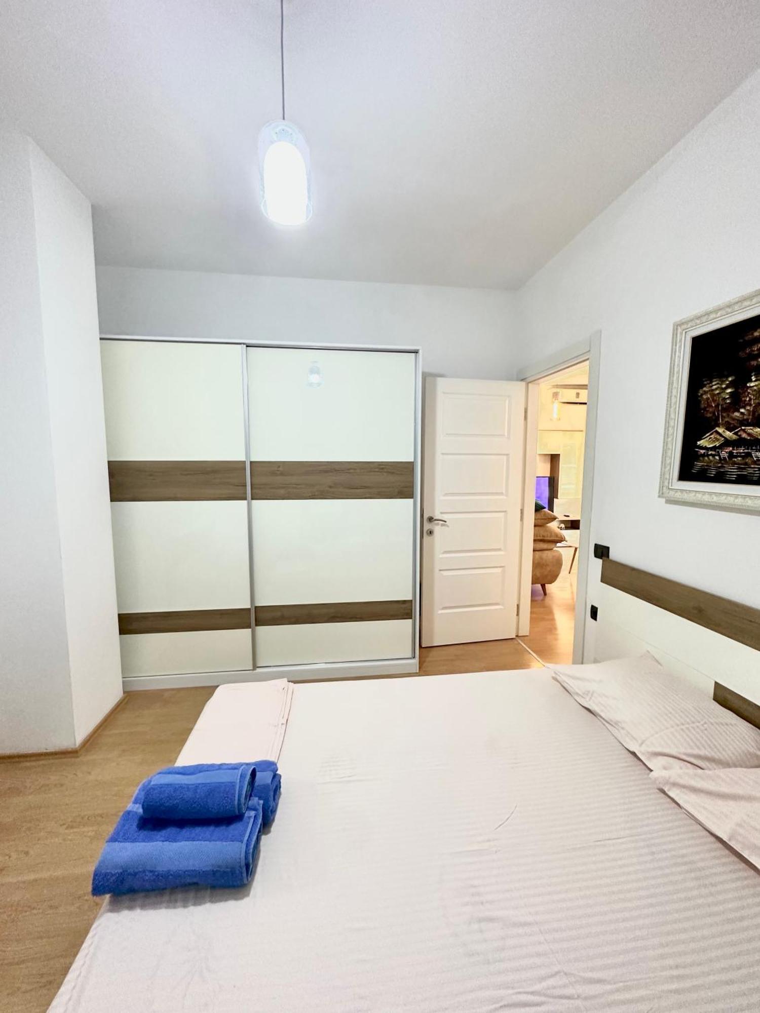 Lake Escape - Home 2 Tiranë Ngoại thất bức ảnh